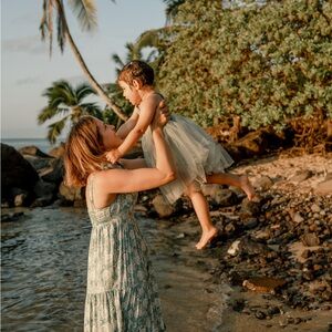 Meet your Posher, Lara